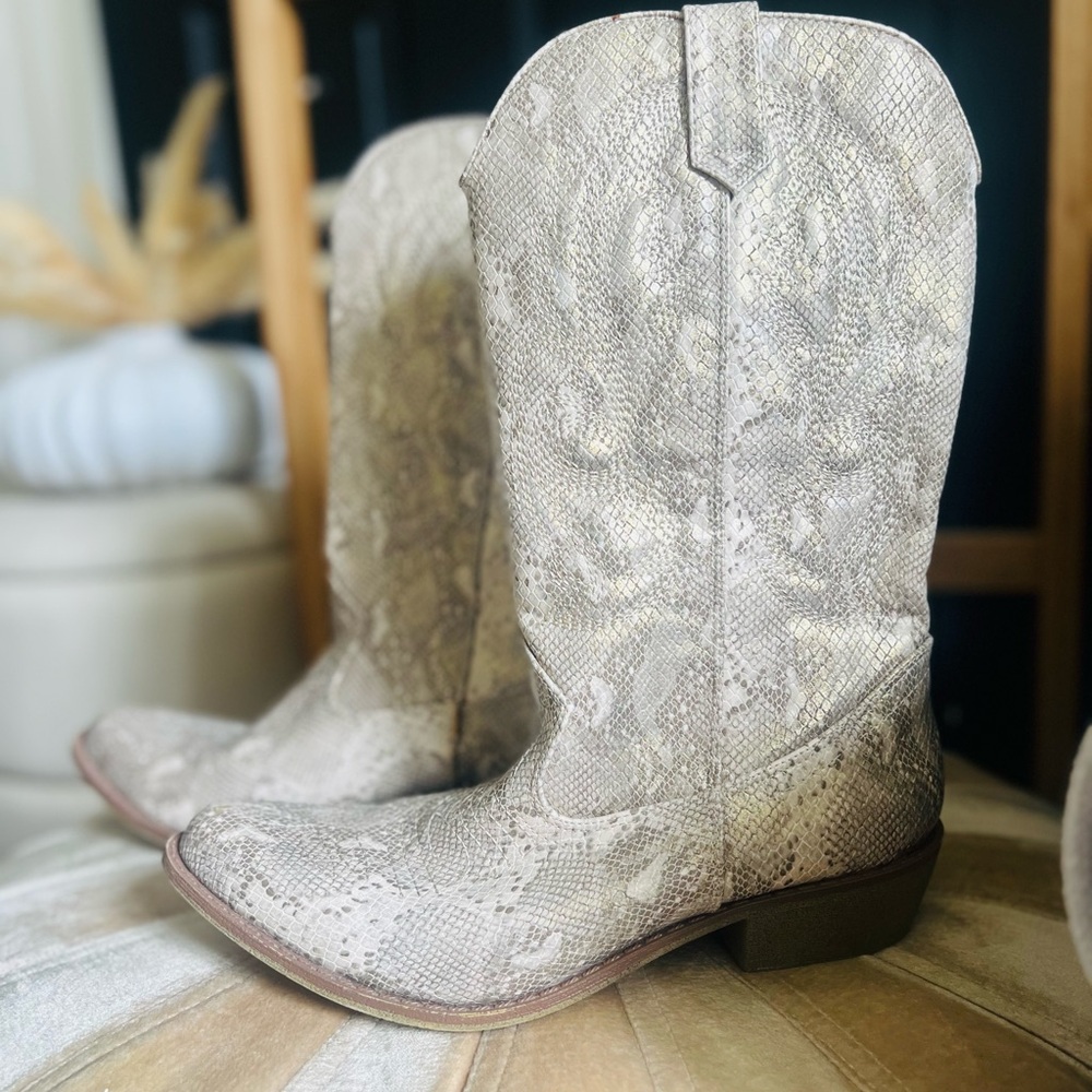Snakeskin Western Boots